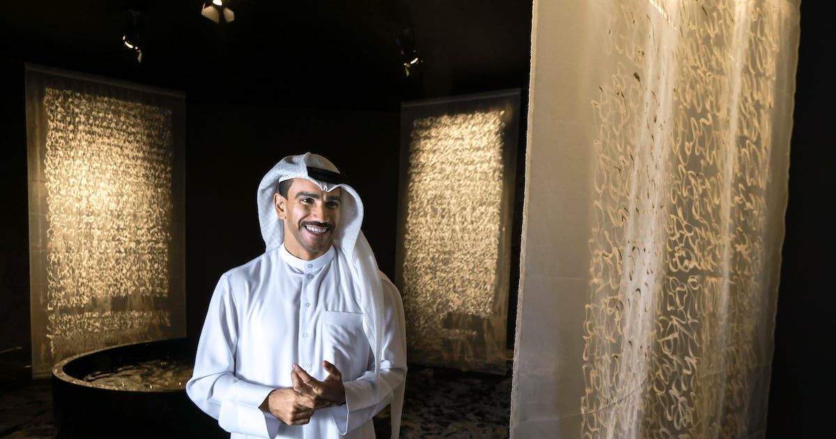الفنان الإماراتي جمعة الحاج يفتتح أول معرض فردي له في أبوظبي